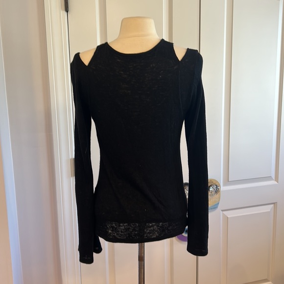 Red Haute long sleeve top in perfect condition - Picture 10 of 12